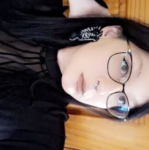 Meet your Posher, Jocelyn